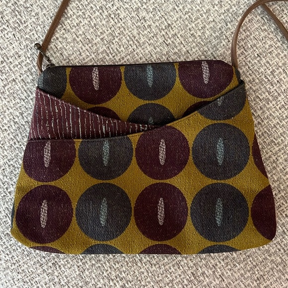 MARUCA Handmade Retro Jacquard Fabric Crossbody Bag - Picture 11 of 11